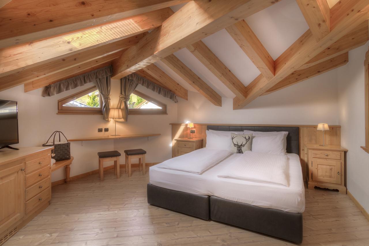 Hotel Madonnina Resort And Wellness Soraga Dış mekan fotoğraf
