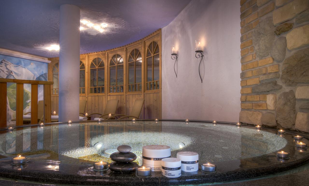Hotel Madonnina Resort And Wellness Soraga Dış mekan fotoğraf